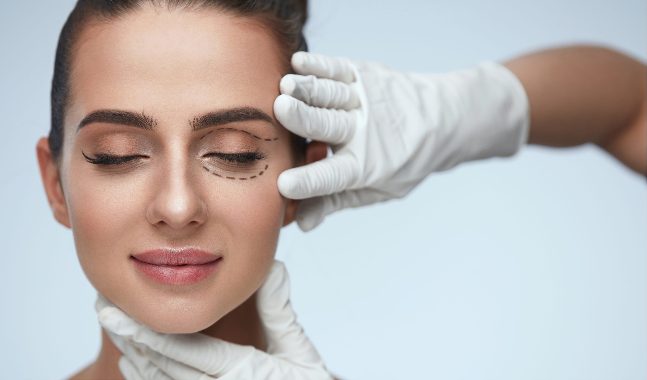 Enhancing Natural Beauty: The Art of Eyelid Surgery| Blepharoplasty